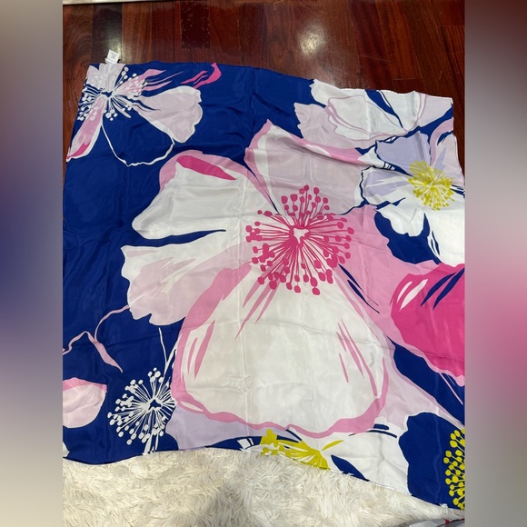 Halogen Accessories - 100% silk scarf